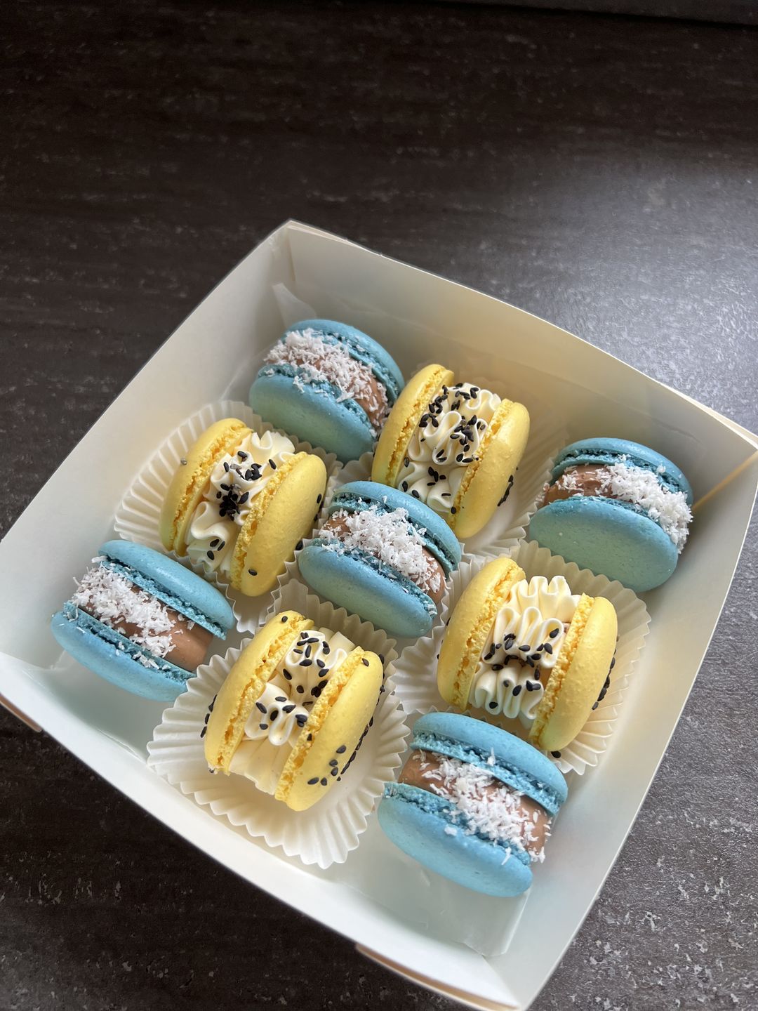 Customer photo review of Premium Cardboard Takeaway Boxes With Cellulose Clear Window Lid