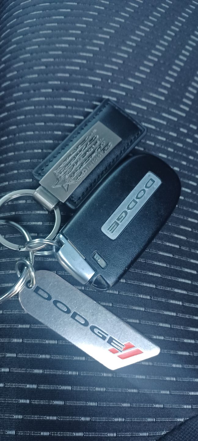 Customer photo review of Premium Keychain (black)