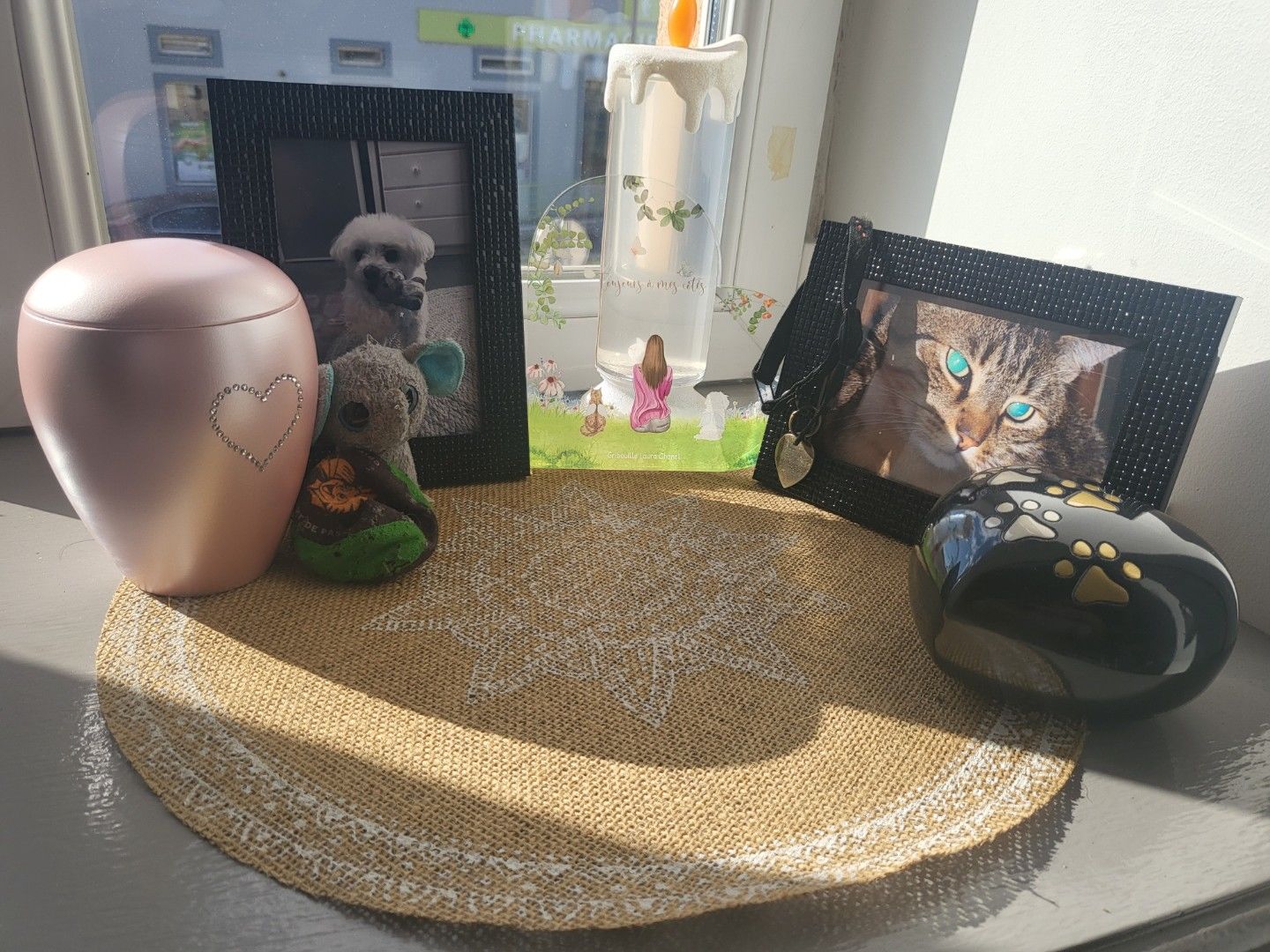 Customer photo review of Toujours à mes côtés - Cœur en verre personnalisé