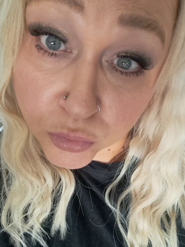 Customer photo review of Super Naturals Flick & Stick Lash Set
