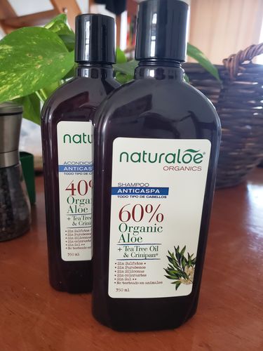 Customer photo review of Set Shampoo + acondicionador Tea Tree + Gel de piel 150ml