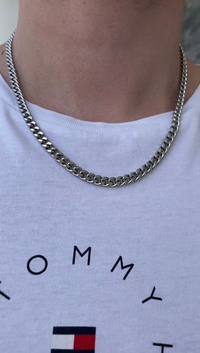 Customer photo review of [Almost Sold Out] To My Amazing Son - Love Mom - Cuban Link Chain