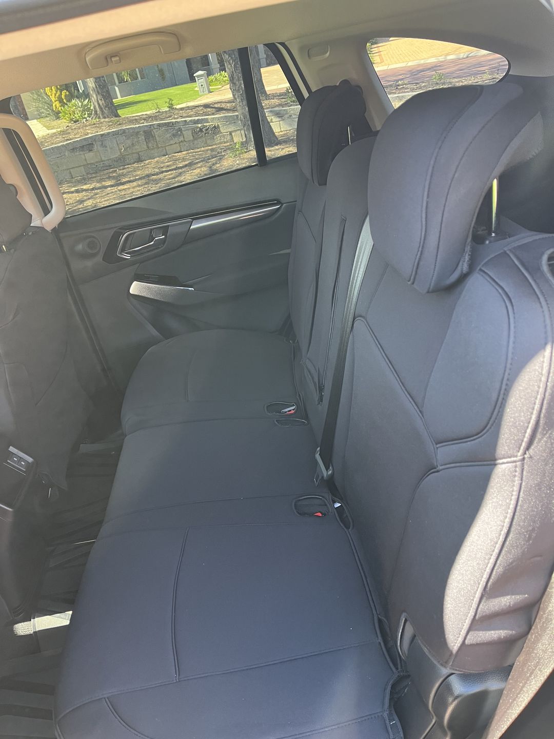 Customer photo review of Isuzu MU-X 5 Seater (06/2021-On) - Sharkskin PLUS Seat Covers