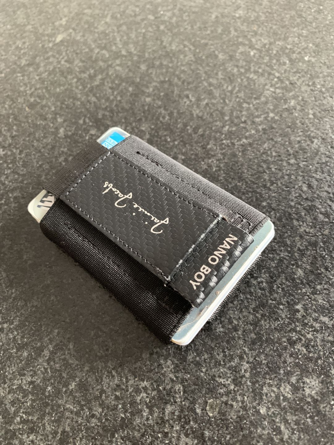 Customer photo review of Nano Boy card holder wallet with small elastic coin pocket