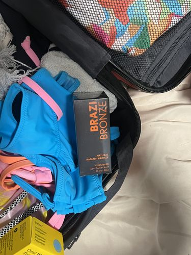 Customer photo review of Sunkissed Self-Tanning Serum
