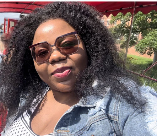 Customer photo review of 4C Edges | Luvwin 180% Density Realistic Afro Kinky Edges Free Parting Undetectable Lace Front Wig | Afro Inspired