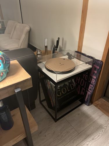 Customer photo review of Porta Vinilos Revista SIMPLE │LUXE Metal BLACK