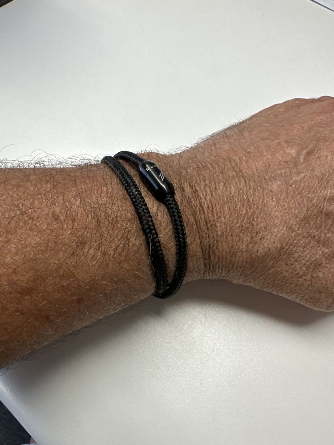 Customer photo review of Vertig Magnetic Paracord Bracelet Black