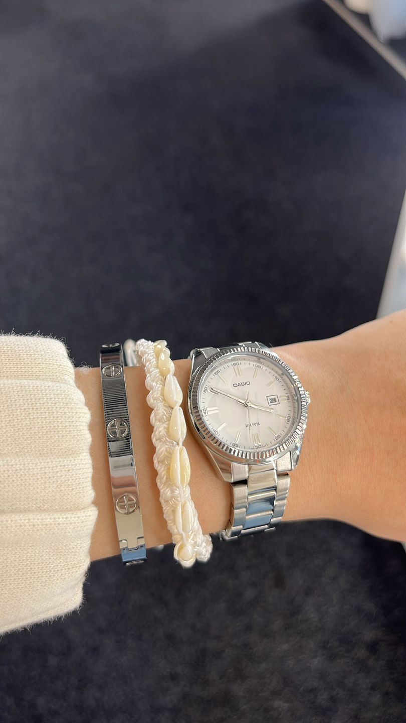 Customer photo review of Crossed Arianna Armreif | 18K vergoldet