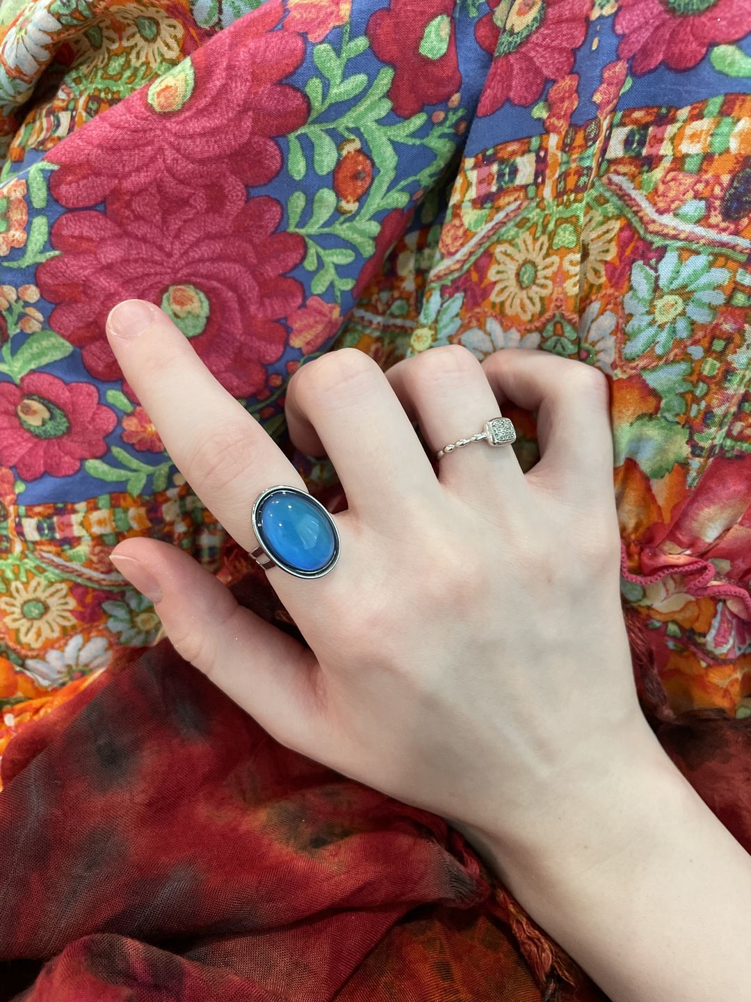 Customer photo review of Oval Mood Ring
