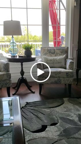 Customer video review of Blue & Gold Abstract Pillow Cover (Set of 2)