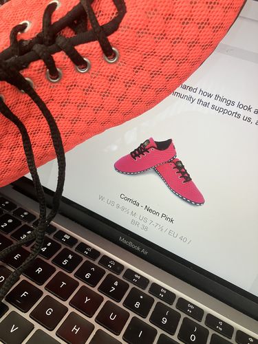 Customer photo review of Corrida - Neon Pink