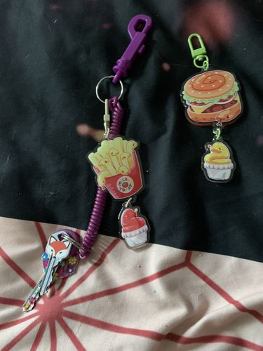 Customer photo review of Snake Snack Fast Food Dangling Keychains