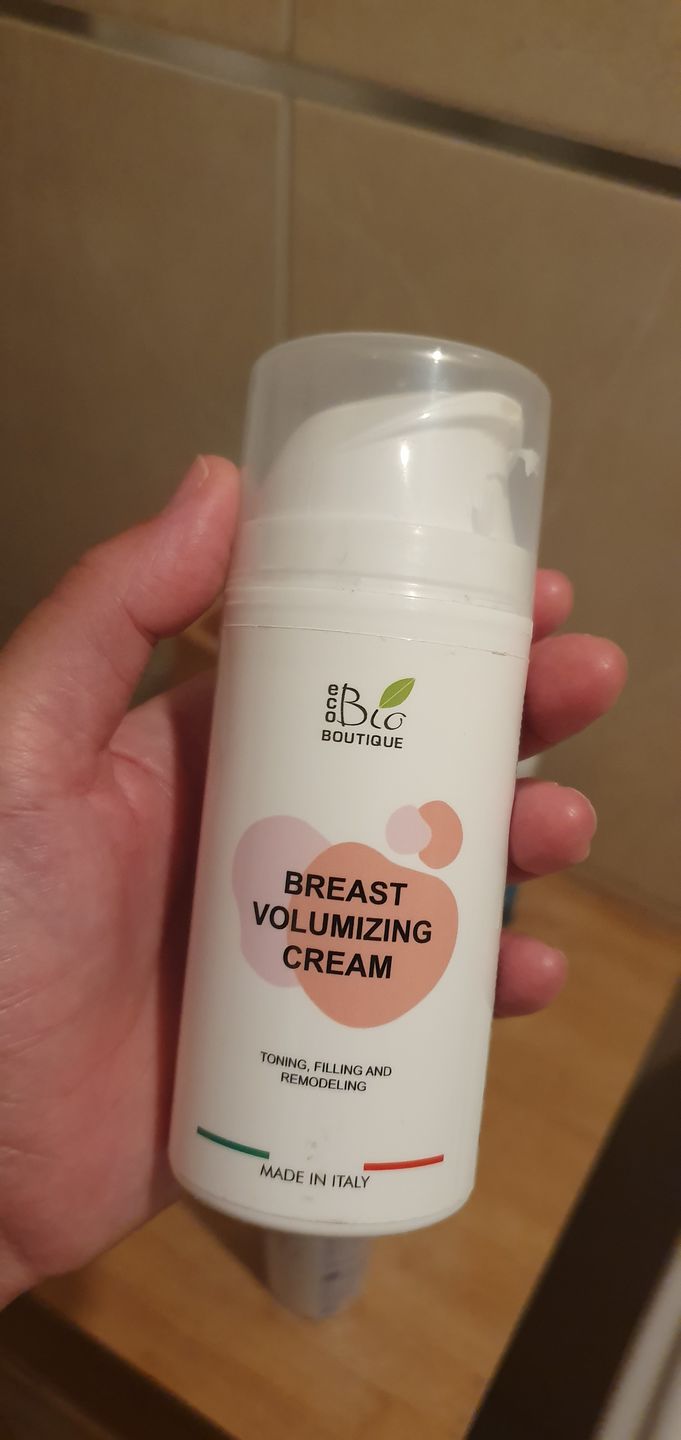 Customer photo review of Crema Voluminizadora de Pecho