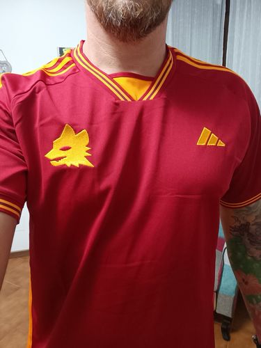 Customer photo review of MAGLIA ROMA HOME 23/24 NO SPONSOR