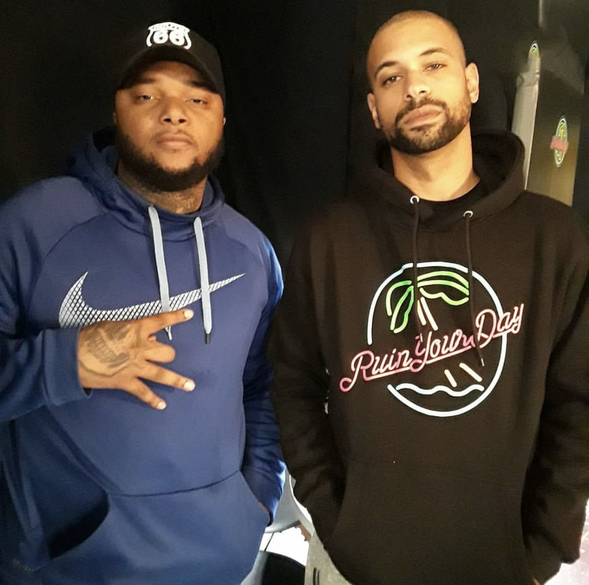 Customer photo review of RYD Premium Pullover Hoodie - Black