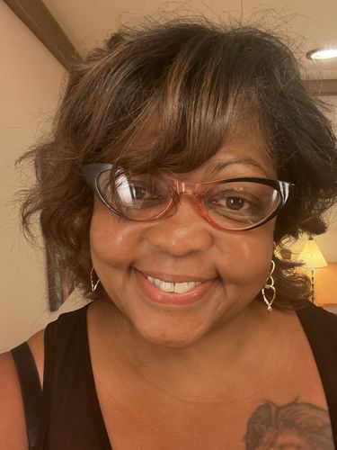 Customer photo review of Valencia Gradient Frame Cat Eye Clear Glasses