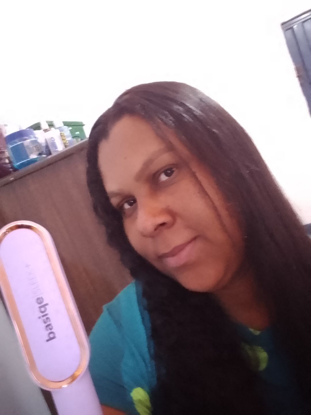 Customer photo review of SLEEK PLUS | Escova Alisadora + Clip Finalizador