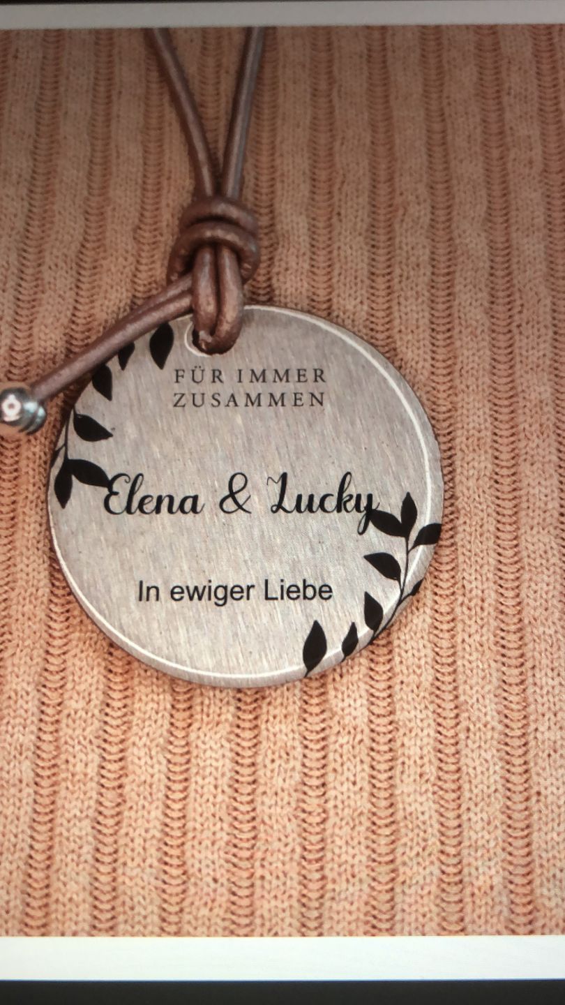 Customer photo review of personalisierbare Halskette - Für immer zusammen