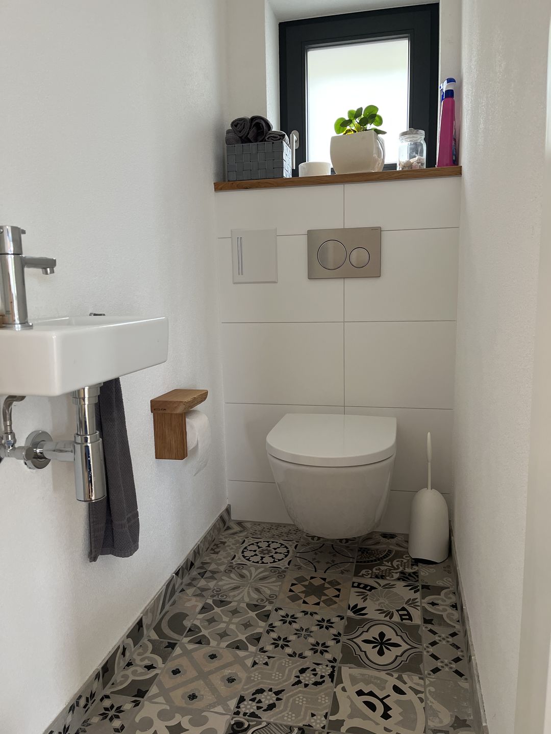 Customer photo review of Toilettenpapierhalter CULTUS aus Holz