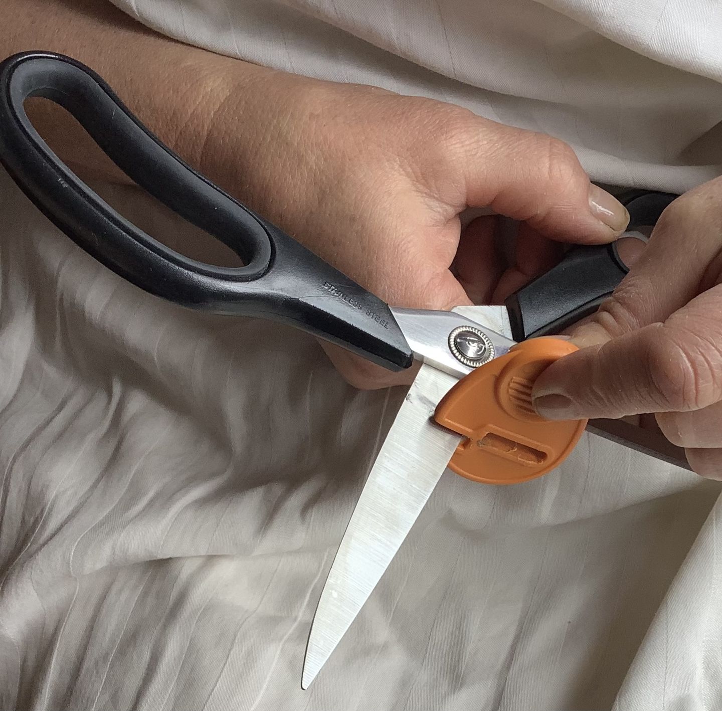 Customer photo review of Fiskars Scissors Sharpener