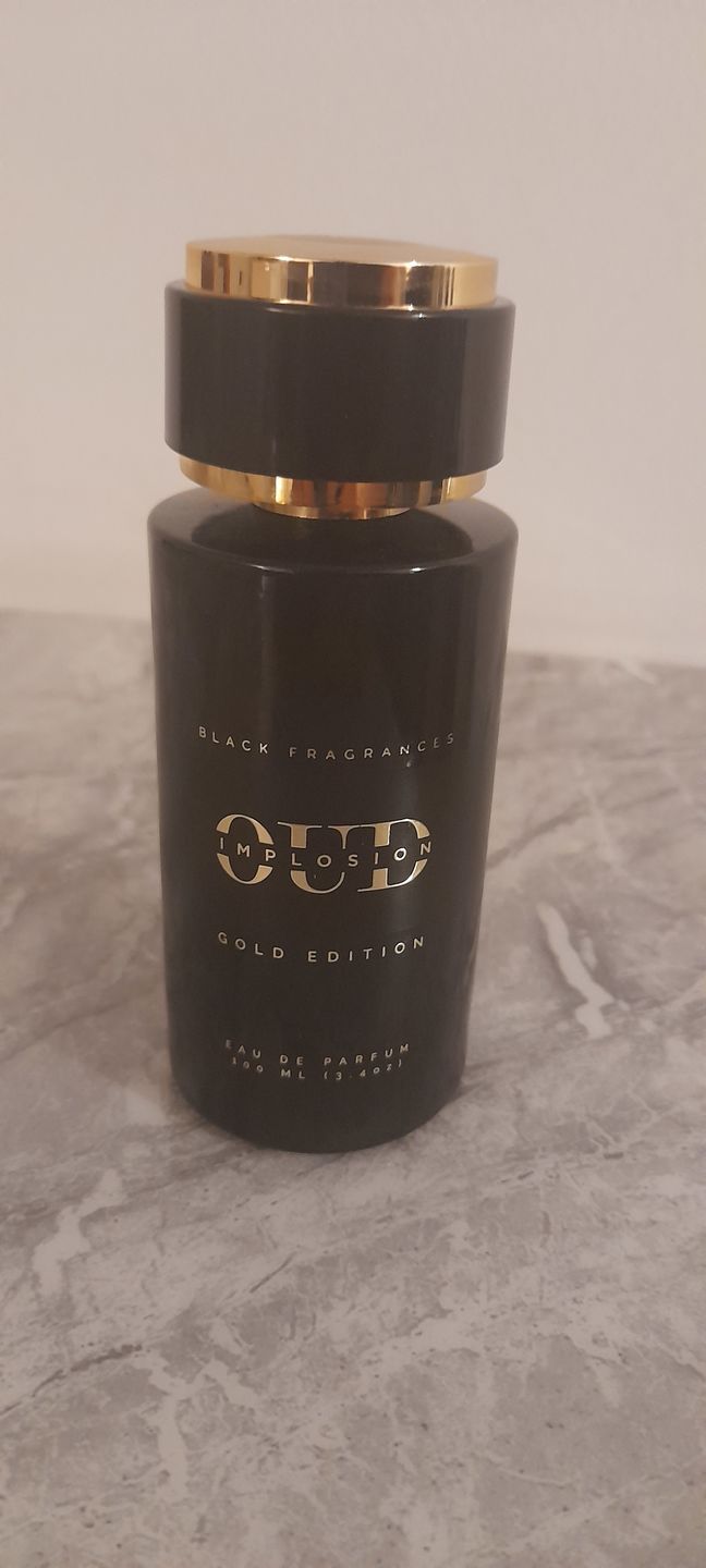 Customer photo review of Oud Implosion Gold Edition