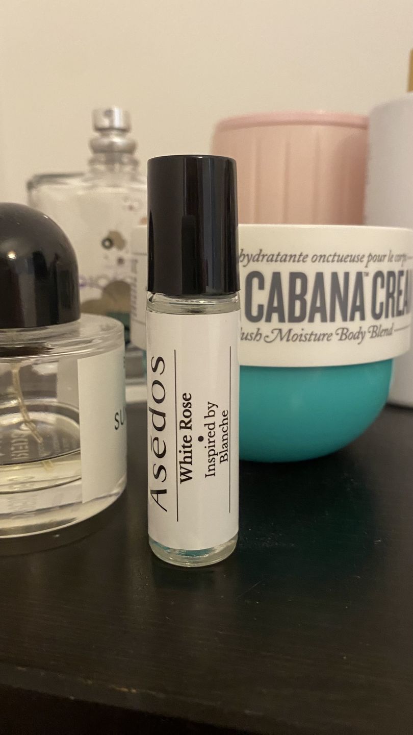 Customer photo review of WHITE ROSE PERFUME OIL