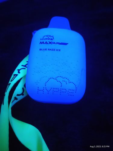 Tyler L. review of Hyppe Max Air 5000 Blue Razz Ice image 1 out of 1