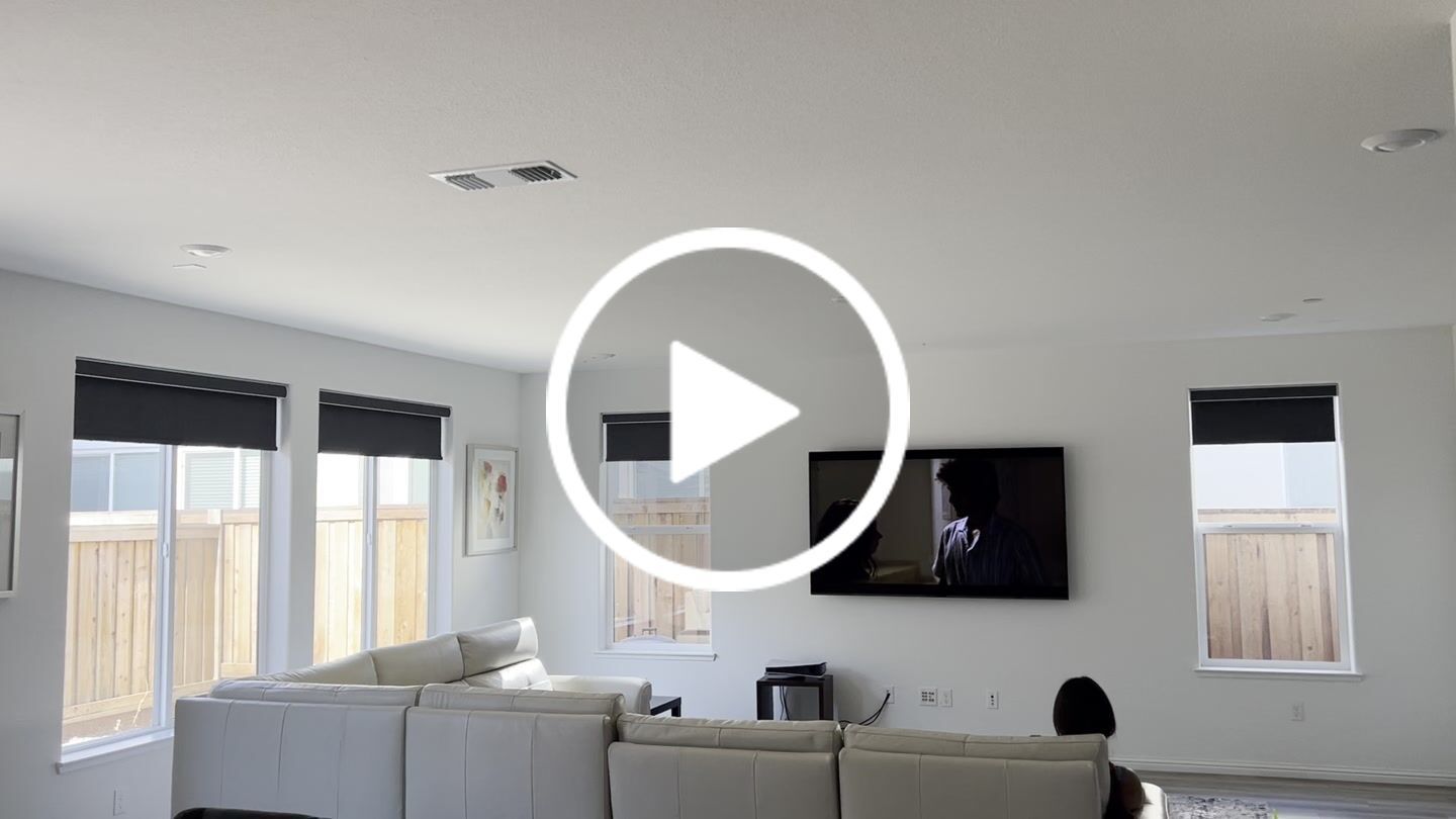 Customer video review of SmartWings Motorized Roller Shades 100% Blackout Dual-Sided Bouvardia