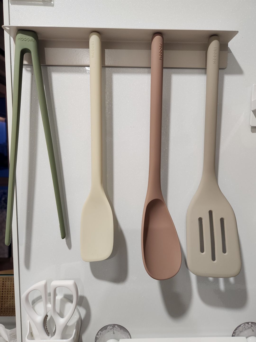 Customer photo review of Magnetic Cooking Utensils (Set of 4, Included Rack)
