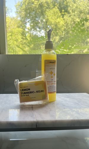 Customer photo review of Sun kiss bundle - Brightens + Even Skin tone + Reduce Acne