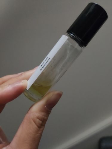 Customer photo review of SPICY BERGAMOTE PERFUME OIL