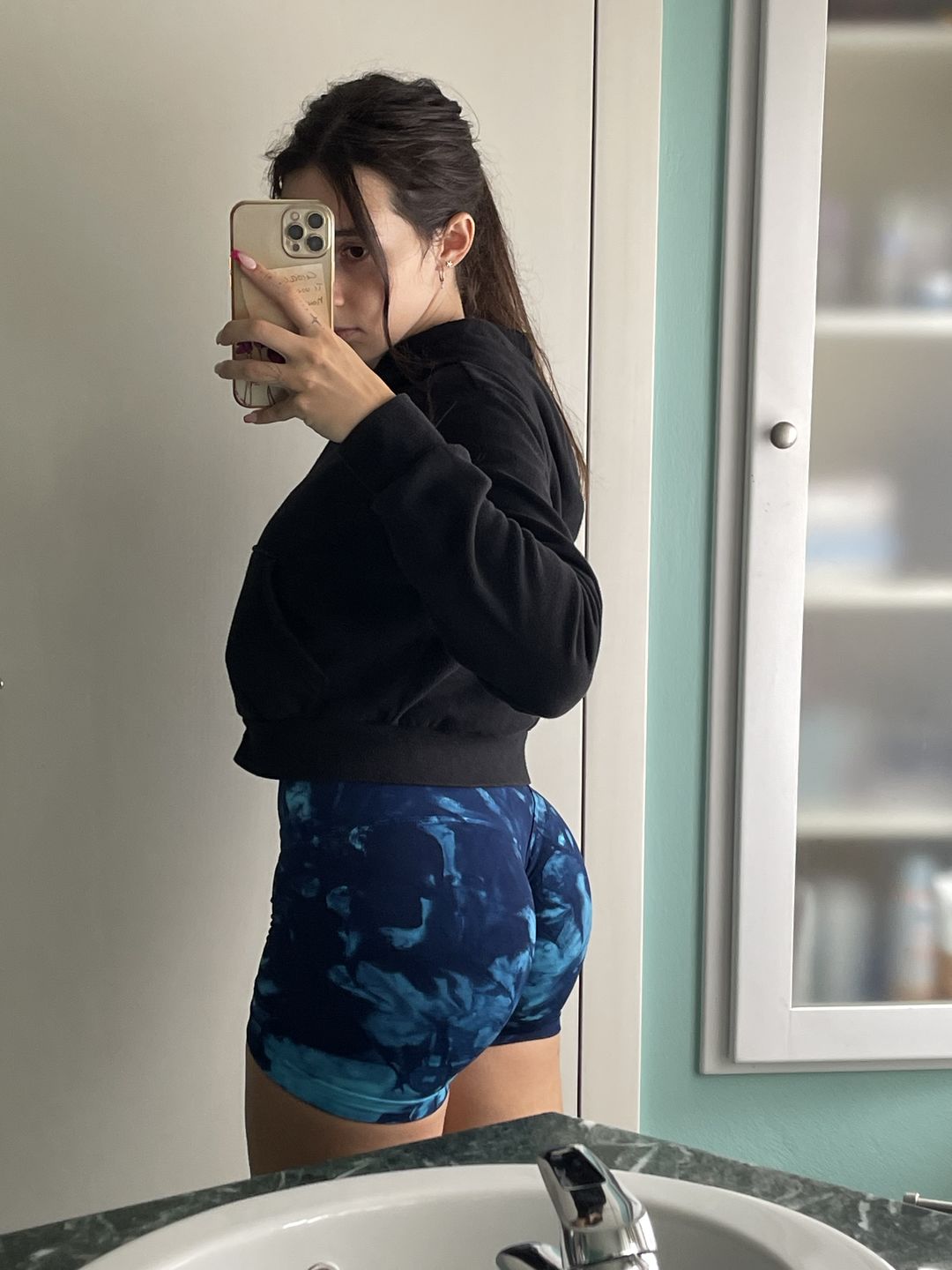 Customer photo review of Shorts Elements Acqua Turchese Blu