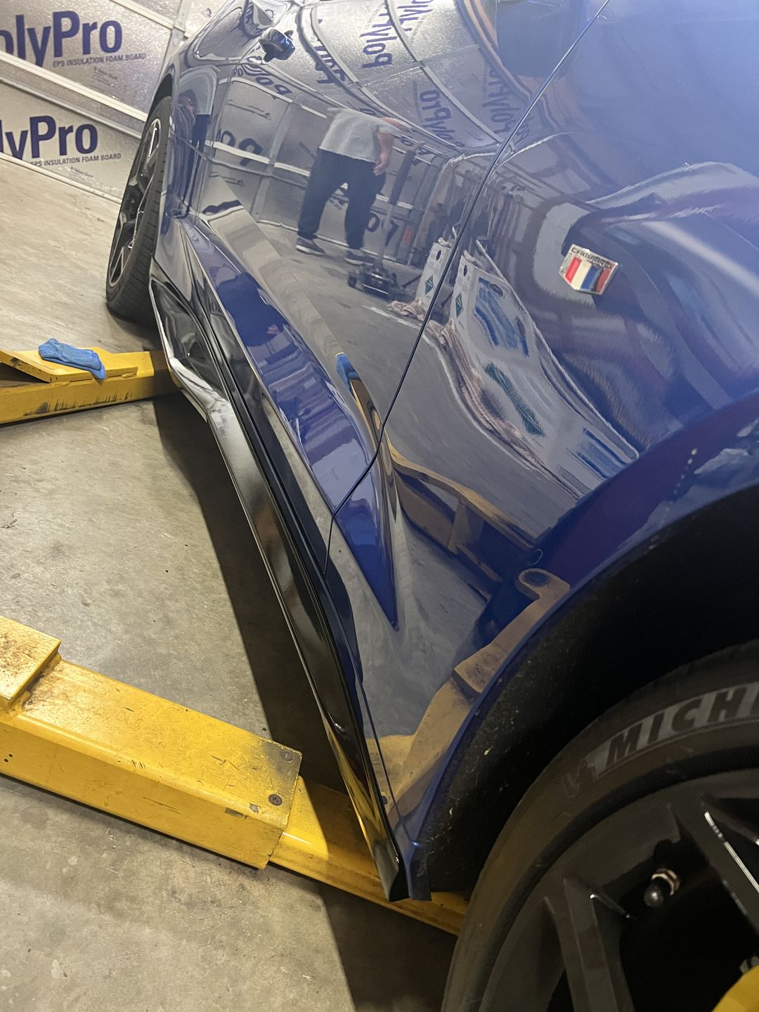 Customer photo review of 6th Gen Camaro ZL1 Conversion Side Skirts Rocker Panels