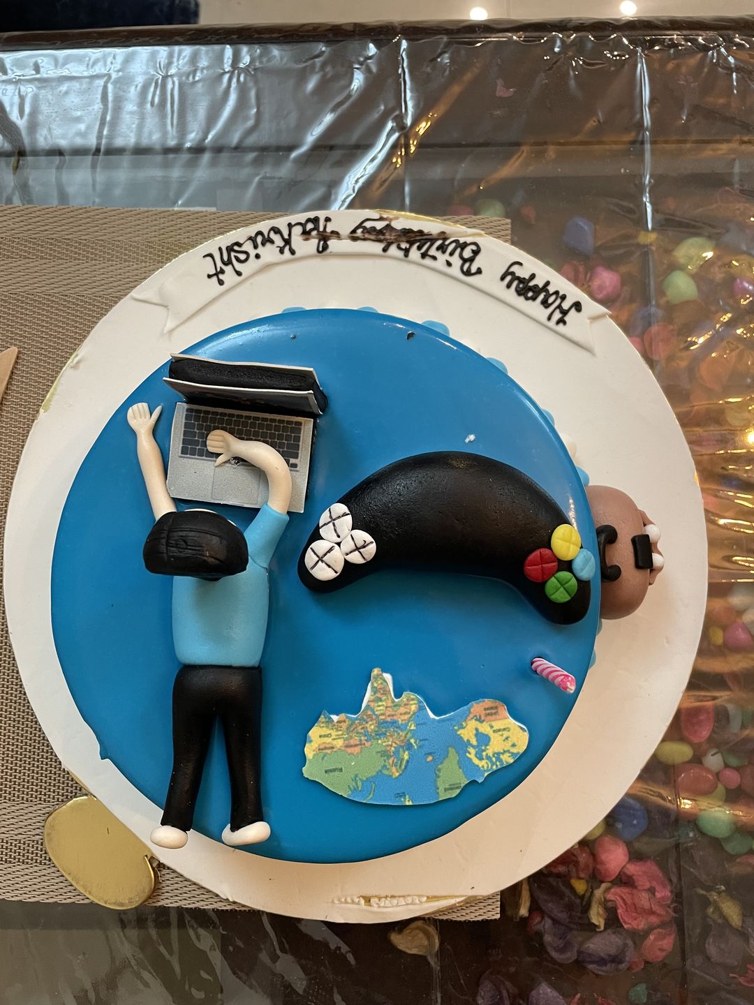 Customer photo review of Working Gamer Cake