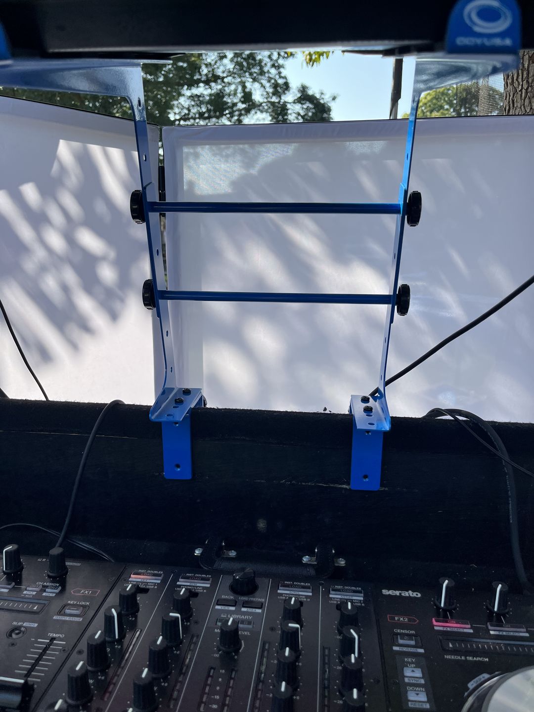 Customer photo review of Odyssey LSTANDBLU, DJ Table Top Laptop Stand with Clamps - Blue