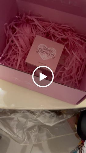 Customer video review of AURORA'S ENCHANTED LOVE RING