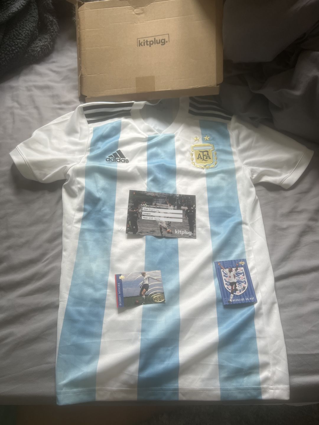 Customer photo review of MODERN Mystery Shirt