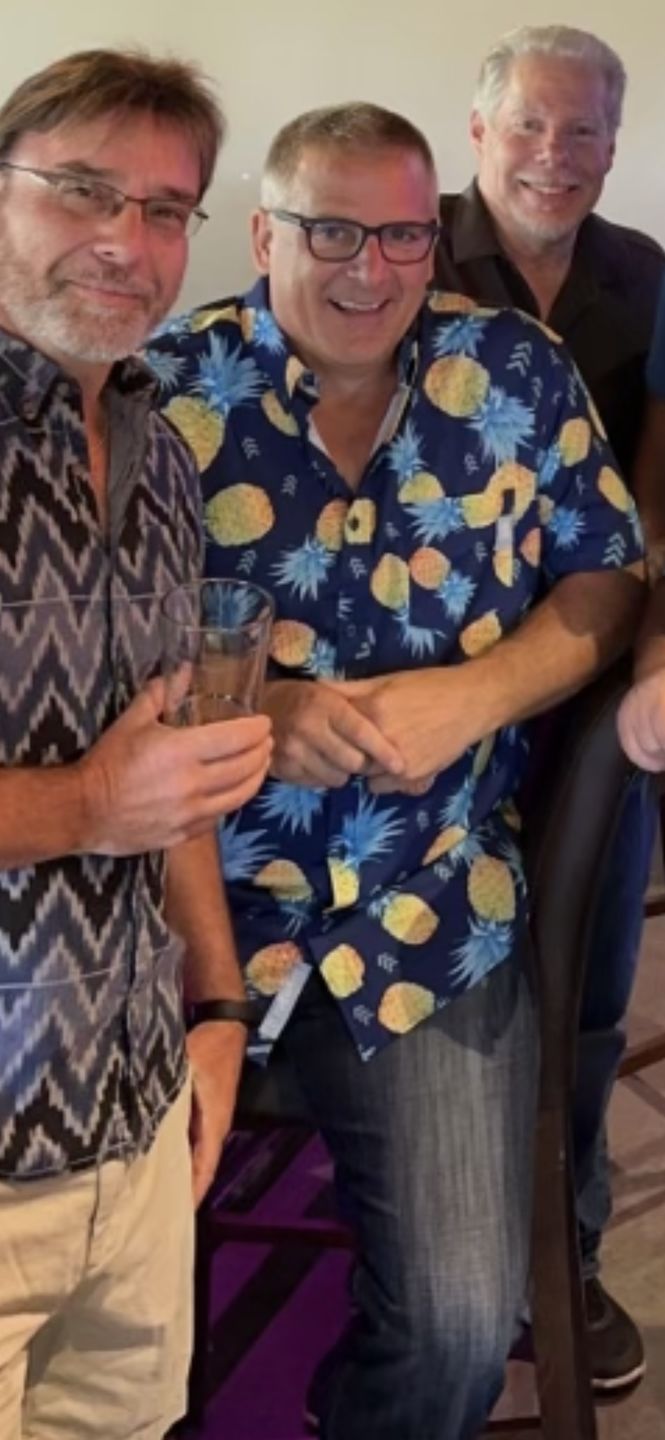 Customer photo review of 21 Pineapples Signature Button Up Shirt