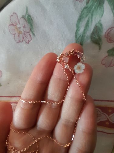 Customer photo review of Collier Fleur Lila