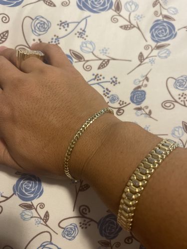 Customer photo review of 14K Women's Solid Cuban Curb Bracelet (3.7 MM) JTJ™