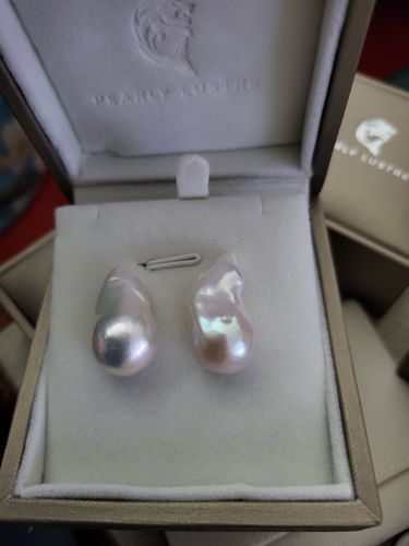 Customer photo review of Elegant Baroque Pearl Earrings WE00342