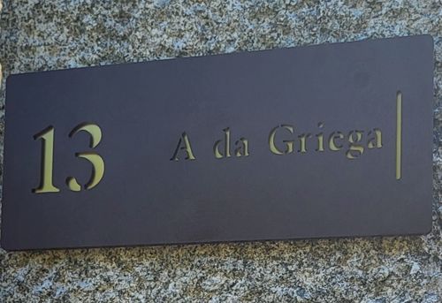 Customer photo review of Numero civico e testo modello Stencil Horizontal