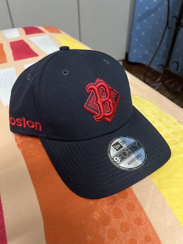 Customer photo review of 9FORTY Boston Red Sox Diamond Navy Snapback