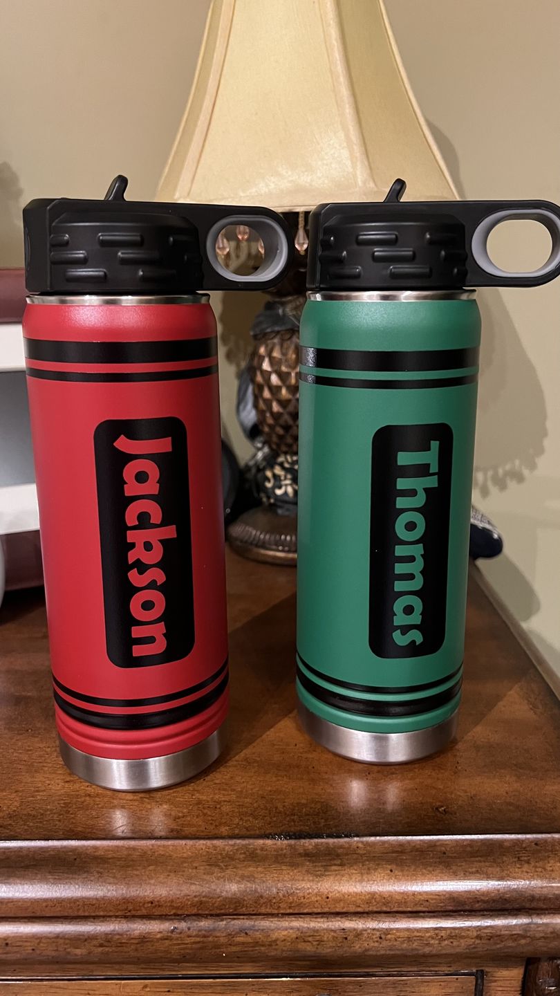 Customer photo review of Personalized Kids Color Water Bottle Tumblers