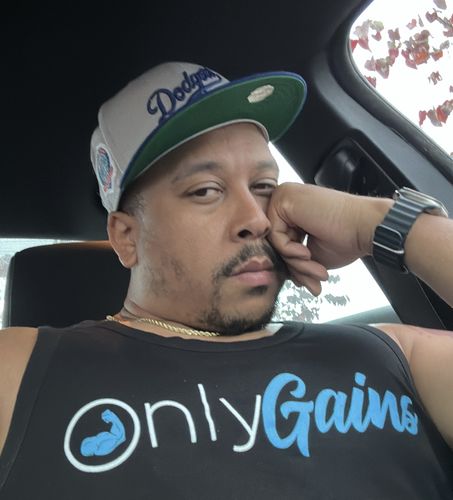 Customer photo review of Only Gains Tank Top - Black