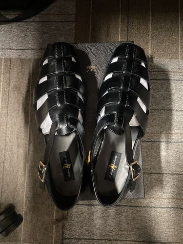 Customer photo review of Fisherman Cage Sandal - Solid Black