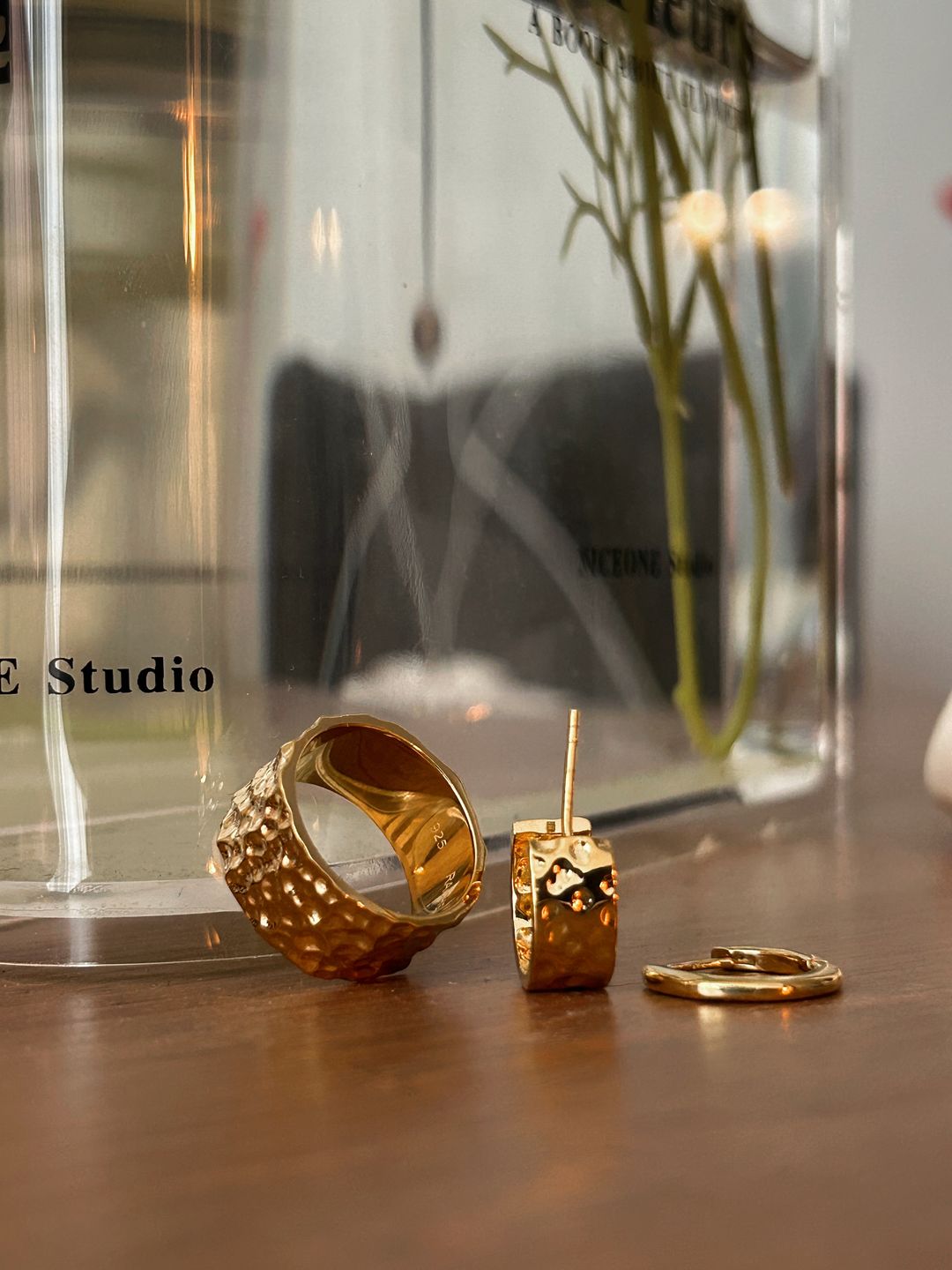 Customer photo review of Molto Huggie Hoop Earrings