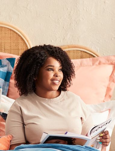 Customer photo review of BONTLE - Kinky Curl Brazilian 4x4 Lace Wig