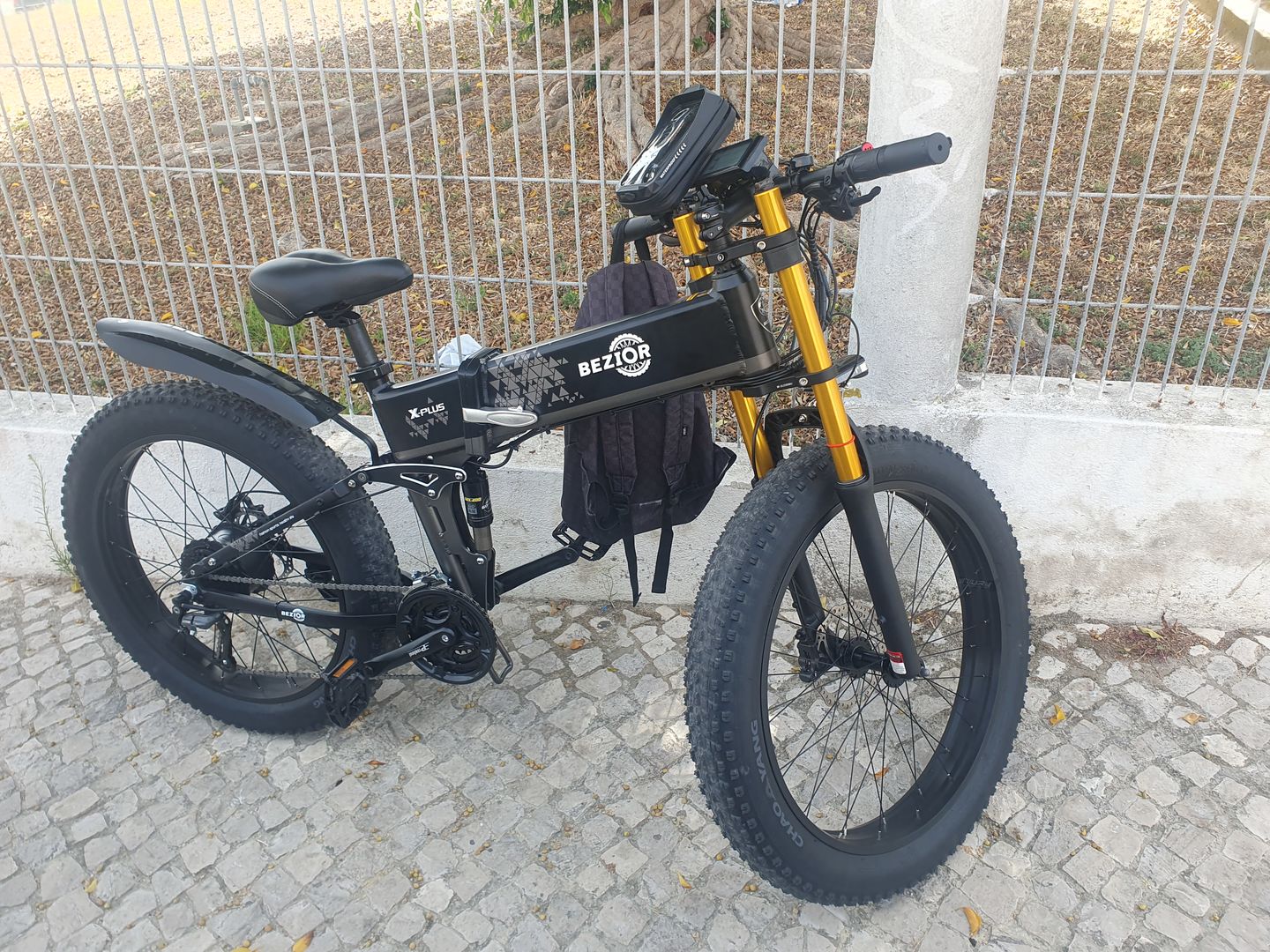 Customer photo review of Bezior X Plus Electric Mountain Folding Bike